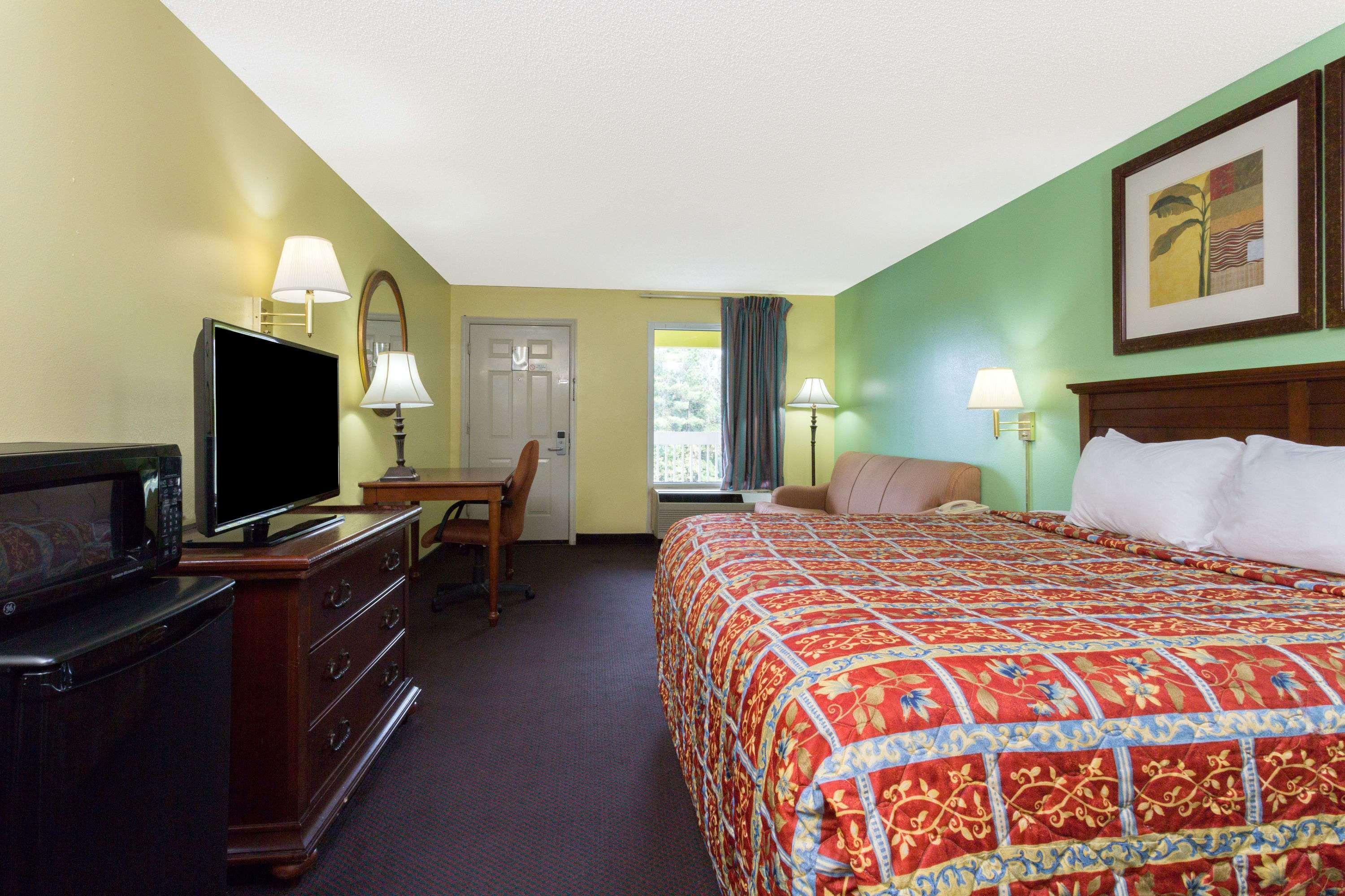 Days Inn Lamont/Монтиселло Экстерьер фото
