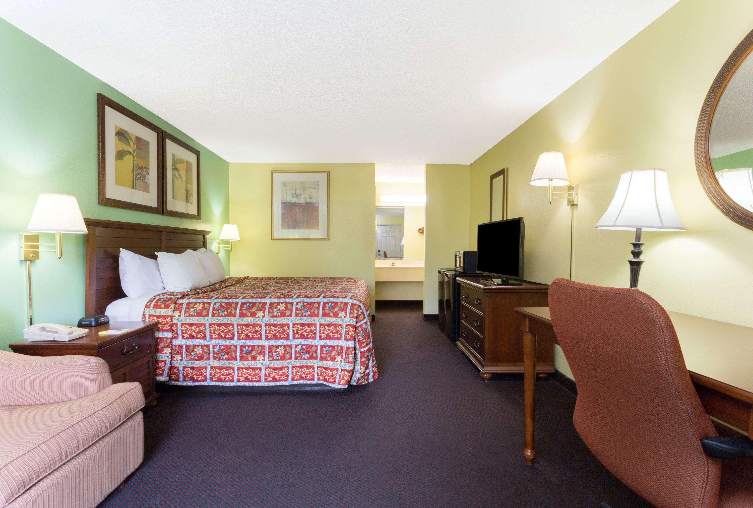 Days Inn Lamont/Монтиселло Экстерьер фото